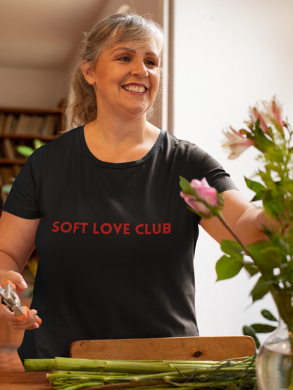 Soft Love Club – Unisex T-Shirt